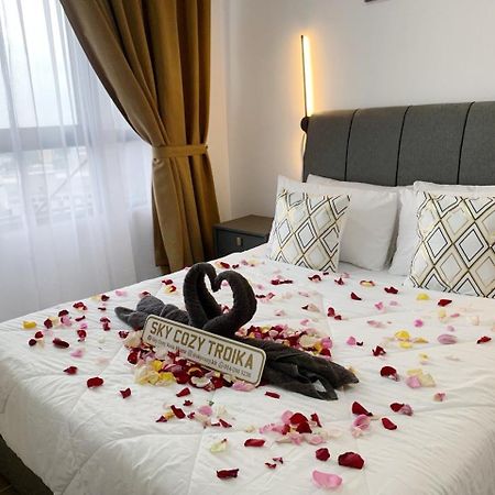 Sky Cozy Troika Residence, 1 Bedroom 4-6 Pax, 2 Bedrooms 6-8 Pax, Pool Vew, Sky & City View, Free Parking, Pool, Unlimited Wifi & Netflix Κότα Μπάρου Εξωτερικό φωτογραφία
