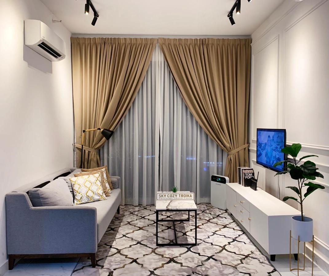 Sky Cozy Troika Residence, 1 Bedroom 4-6 Pax, 2 Bedrooms 6-8 Pax, Pool Vew, Sky & City View, Free Parking, Pool, Unlimited Wifi & Netflix Κότα Μπάρου Εξωτερικό φωτογραφία