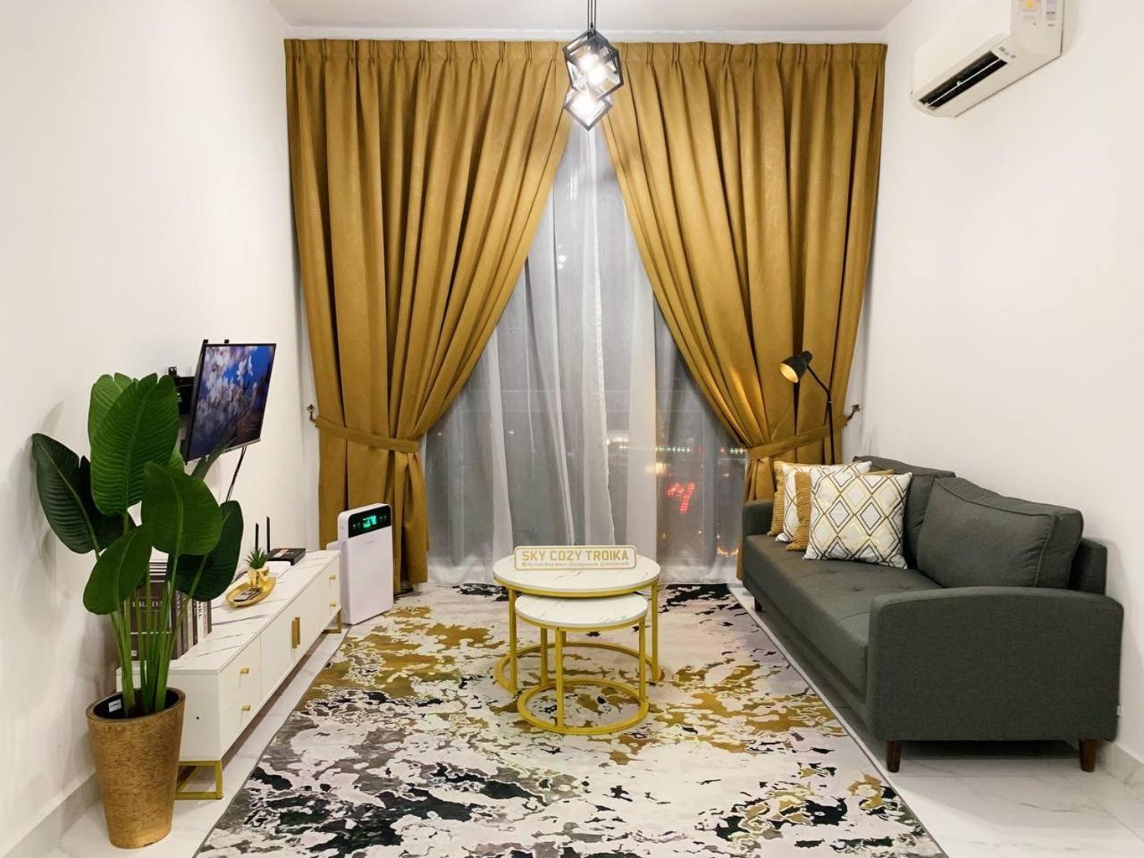 Sky Cozy Troika Residence, 1 Bedroom 4-6 Pax, 2 Bedrooms 6-8 Pax, Pool Vew, Sky & City View, Free Parking, Pool, Unlimited Wifi & Netflix Κότα Μπάρου Εξωτερικό φωτογραφία