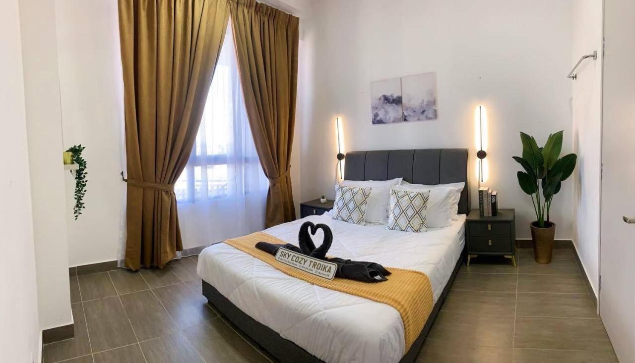 Sky Cozy Troika Residence, 1 Bedroom 4-6 Pax, 2 Bedrooms 6-8 Pax, Pool Vew, Sky & City View, Free Parking, Pool, Unlimited Wifi & Netflix Κότα Μπάρου Εξωτερικό φωτογραφία